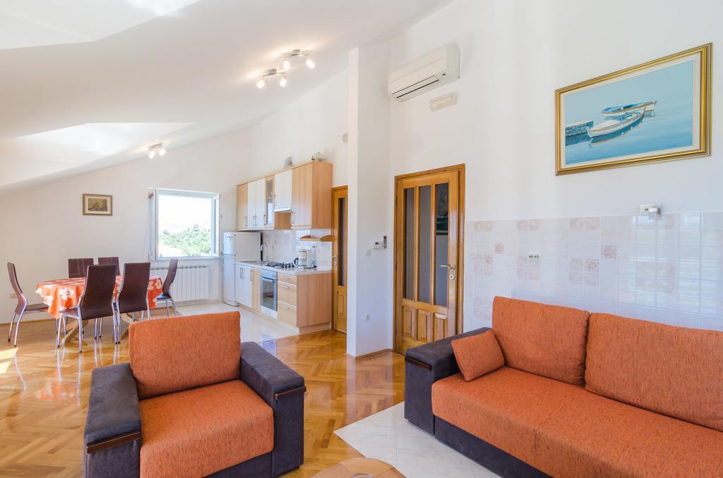 Apartment Feel Phili ซัฟทัท ภายนอก รูปภาพ