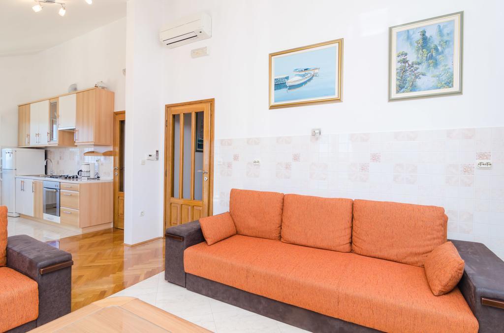 Apartment Feel Phili ซัฟทัท ภายนอก รูปภาพ