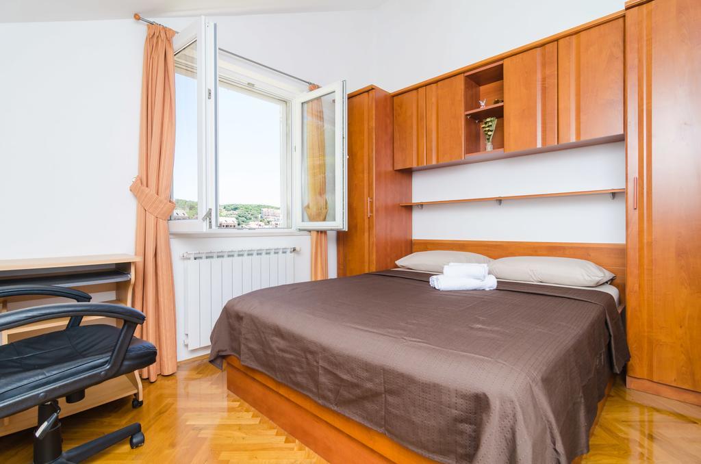 Apartment Feel Phili ซัฟทัท ภายนอก รูปภาพ